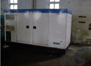 河源康明斯150kw大型柴油二手发电机组